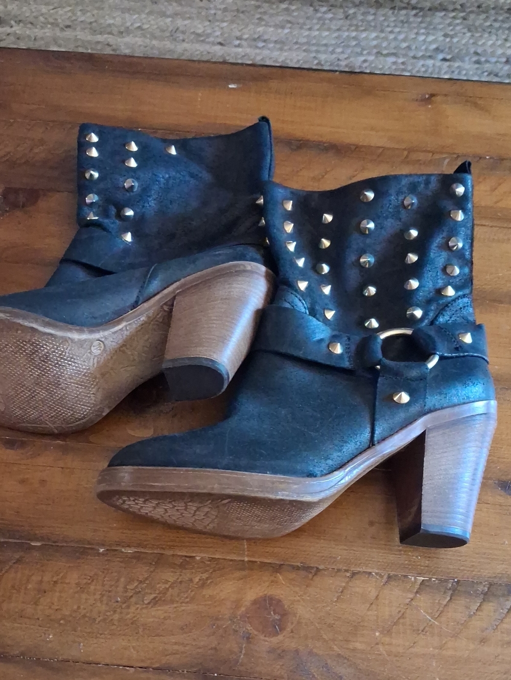 Steve Madden Black Suede Studded Platform Ankle Boots